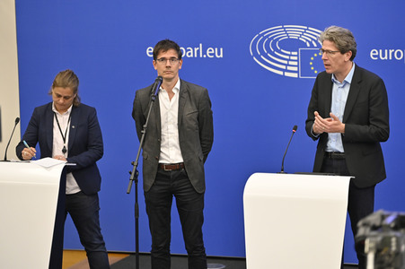 Pressekonferenz zur Kernenergie und Gas im EU-Parlament in Straßburg