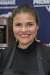 Stars kochen für den Guten Zweck - Charity-Koch-Challenge in Hamburg