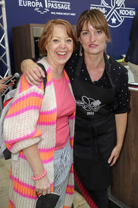 Stars kochen für den Guten Zweck - Charity-Koch-Challenge in Hamburg