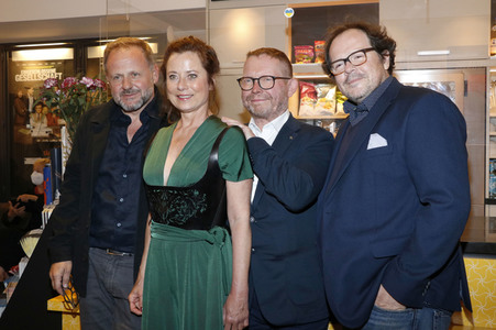 Filmpremiere 'Risiken & Nebenwirkungen' in Berlin