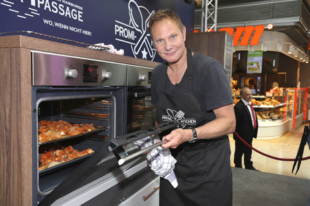 Stars kochen für den Guten Zweck - Charity-Koch-Challenge in Hamburg