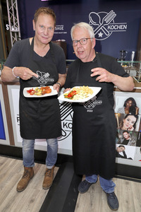 Stars kochen für den Guten Zweck - Charity-Koch-Challenge in Hamburg