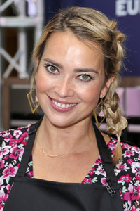 Stars kochen für den Guten Zweck - Charity-Koch-Challenge in Hamburg