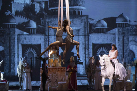 Pferdeshow 'Cavalluna - Die Legende der Wüste' in Erfurt