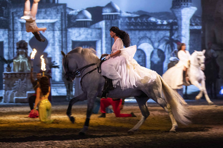 Pferdeshow 'Cavalluna - Die Legende der Wüste' in Erfurt