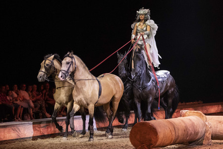 Pferdeshow 'Cavalluna - Die Legende der Wüste' in Erfurt