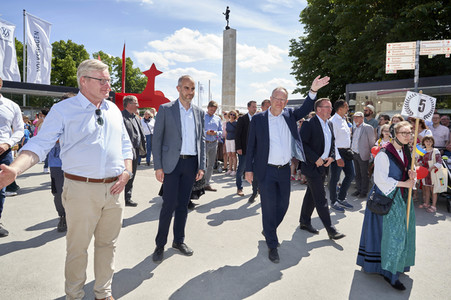 Trachtenumzug zum Tag der Niedersachsen 2022 in Hannover