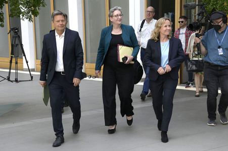 Bundespressekonferenz Gesetzesentwürfe in Berlin