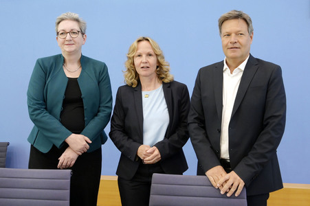 Bundespressekonferenz Gesetzesentwürfe in Berlin