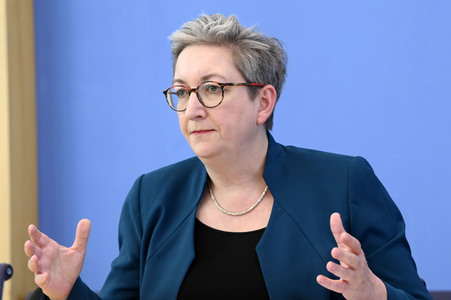 Bundespressekonferenz Gesetzesentwürfe in Berlin