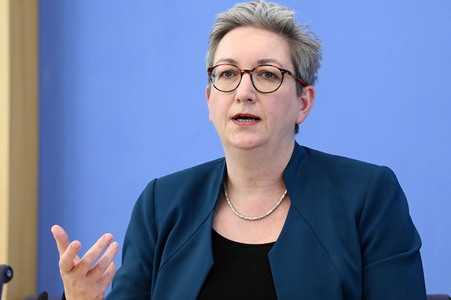 Bundespressekonferenz Gesetzesentwürfe in Berlin