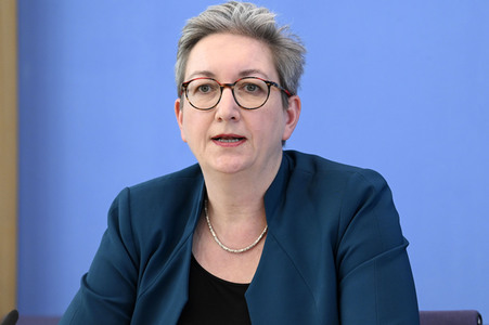 Bundespressekonferenz Gesetzesentwürfe in Berlin