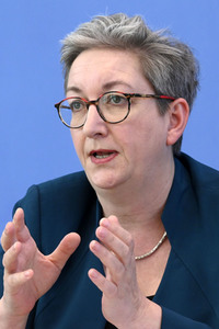 Bundespressekonferenz Gesetzesentwürfe in Berlin