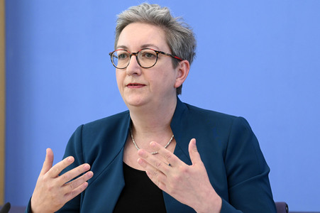 Bundespressekonferenz Gesetzesentwürfe in Berlin