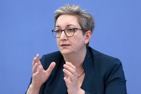 Bundespressekonferenz Gesetzesentwürfe in Berlin