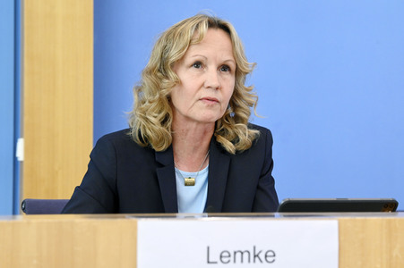 Bundespressekonferenz Gesetzesentwürfe in Berlin