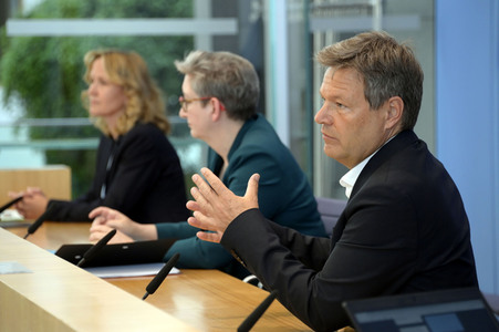 Bundespressekonferenz Gesetzesentwürfe in Berlin