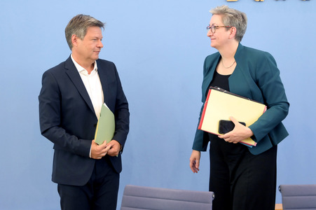 Bundespressekonferenz Gesetzesentwürfe in Berlin