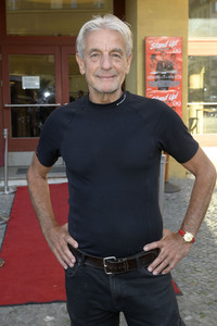 Filmpremiere 'Stand Up! Was bleibt, wenn alles weg ist' in Berlin
