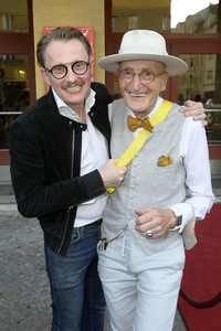 Filmpremiere 'Stand Up! Was bleibt, wenn alles weg ist' in Berlin
