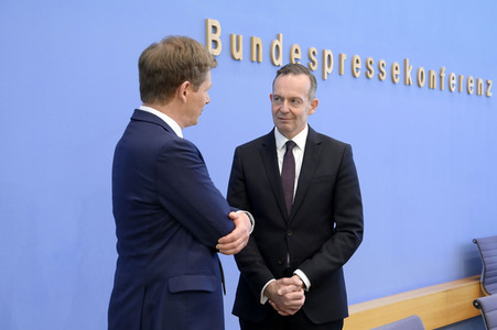 Bundespressekonferenz Zukunft der DB und der Schiene in Berlin