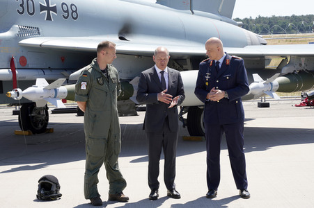 ILA-Eröffnung mit Bundeskanzler Scholz und anschließendem Rundgang in Berlin