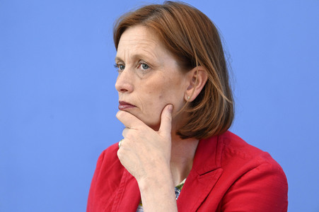 Bundespressekonferenz Veröffentlichung des nationalen Bildungsberichts 'Bildung in Deutschland 2022' in Berlin