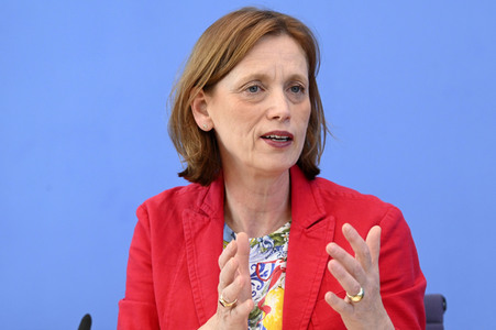 Bundespressekonferenz Veröffentlichung des nationalen Bildungsberichts 'Bildung in Deutschland 2022' in Berlin