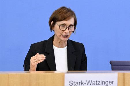 Bundespressekonferenz Veröffentlichung des nationalen Bildungsberichts 'Bildung in Deutschland 2022' in Berlin