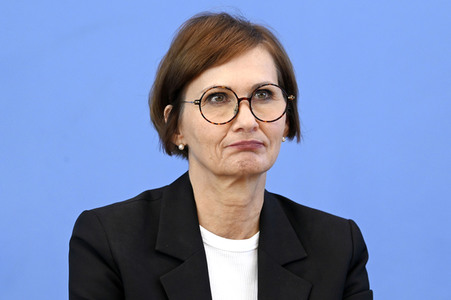 Bundespressekonferenz Veröffentlichung des nationalen Bildungsberichts 'Bildung in Deutschland 2022' in Berlin
