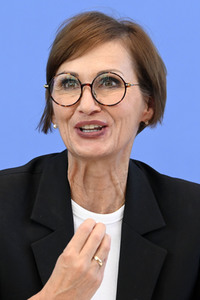 Bundespressekonferenz Veröffentlichung des nationalen Bildungsberichts 'Bildung in Deutschland 2022' in Berlin