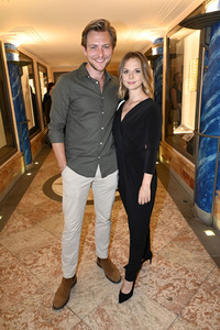 Theaterpremiere 'Extrawurst' in München