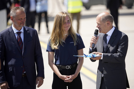 ILA-Eröffnung mit Bundeskanzler Scholz und anschließendem Rundgang in Berlin