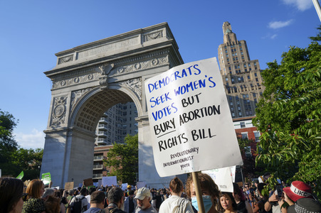 Protest gegen die Entscheidung der Supreme Courts gegen das Abtreibungsrecht in New York