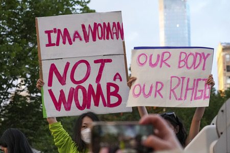 Protest gegen die Entscheidung der Supreme Courts gegen das Abtreibungsrecht in New York