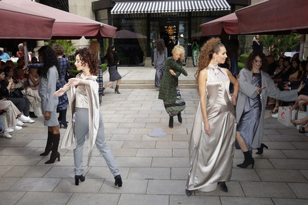 Anja Gockel Fashionshow W 22 auf der Frankfurt Fashion Week AW 2022