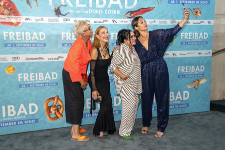 Filmpremiere 'Freibad', Filmfest München 2022