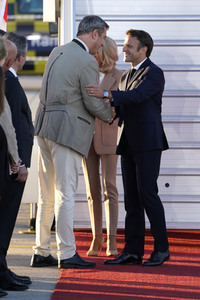 Ankunft von Präsident Macron in München