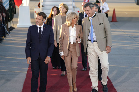 Ankunft von Präsident Macron in München