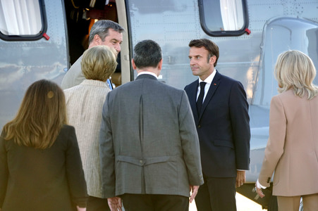 Ankunft von Präsident Macron in München