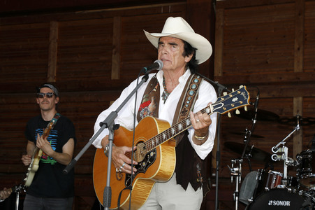 Konzert von Tom Astor in Walddorf