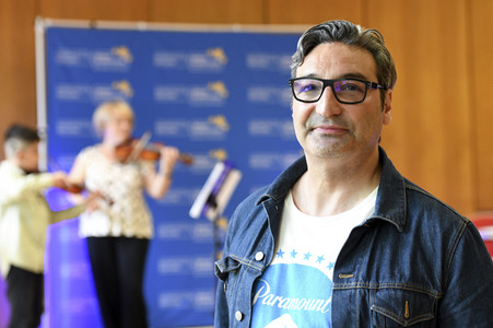 Mousse T. besucht die Hartwig-Claußen-Schule in Hannover