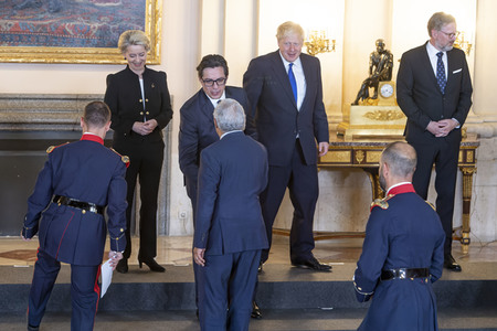 Fototermin zum Gala Dinner der Nato-Staats- und Regierungschefs in Madrid