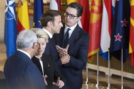 Fototermin zum Gala Dinner der Nato-Staats- und Regierungschefs in Madrid
