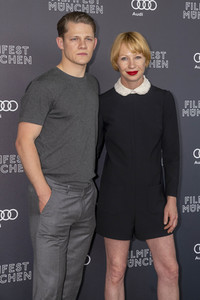 Serienpremiere 'Das Netz - Ein Wintermärchen', Filmfest München 2022