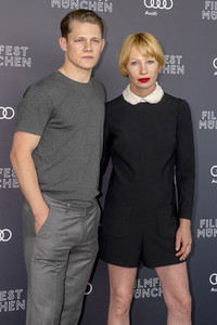 Serienpremiere 'Das Netz - Ein Wintermärchen', Filmfest München 2022