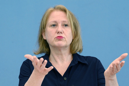 Bundespressekonferenz Vorstellung des Eckpunktepapiers zum Selbstbestimmungsgesetz in Berlin