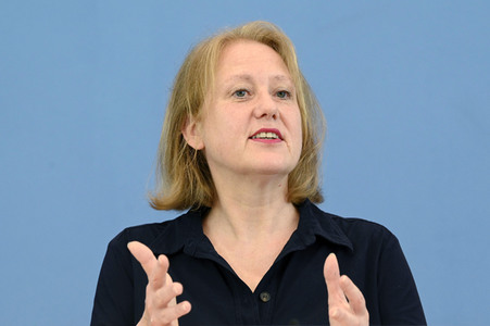 Bundespressekonferenz Vorstellung des Eckpunktepapiers zum Selbstbestimmungsgesetz in Berlin