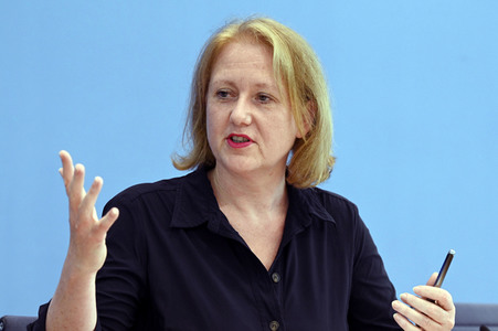 Bundespressekonferenz Vorstellung des Eckpunktepapiers zum Selbstbestimmungsgesetz in Berlin