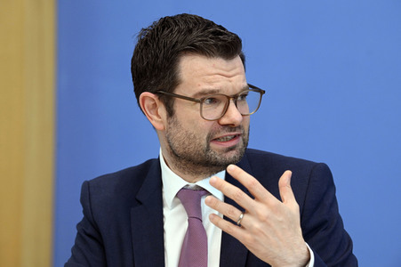 Bundespressekonferenz Vorstellung des Eckpunktepapiers zum Selbstbestimmungsgesetz in Berlin